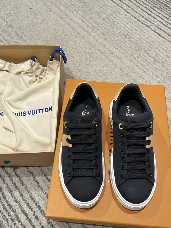 Louis Vuitton Shoe 